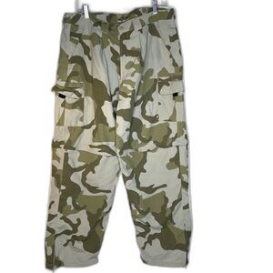 Womens Guides Choice Pants Size 2X camouflage Convertible Zip Off Outdoors